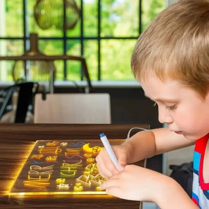GlowSketch™ | Tänd gnistan i deras kreativitet