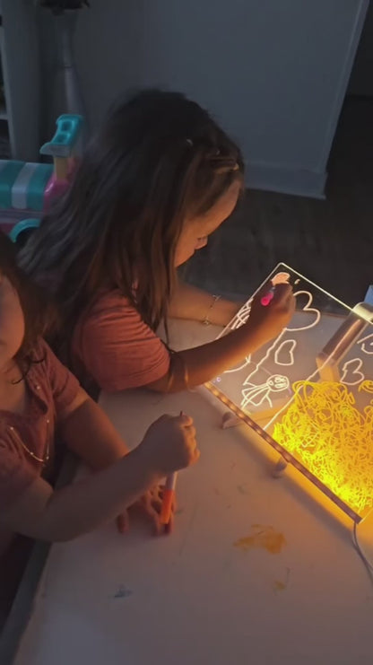 GlowSketch™ | Tänd gnistan i deras kreativitet